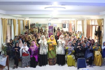 Nasyiatul Aisyiyah Riau Gelar Pelatihan Akademi Digital Lansia Bersama Tular Nalar dan Mafindo