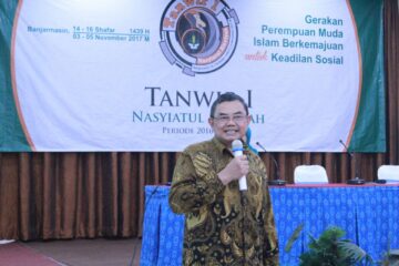 Perempuan Miliki Peran Vital dalam Pendidikan Keluarga